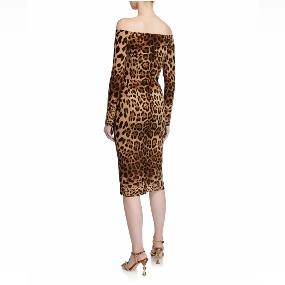 Dolce & Gabbana AUTHENTIC off the shoulder dress - Picture 6 of 8